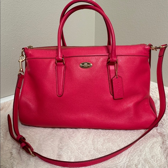 Coach Handbags - 🎊HP🎉Coach hot pink handbag
